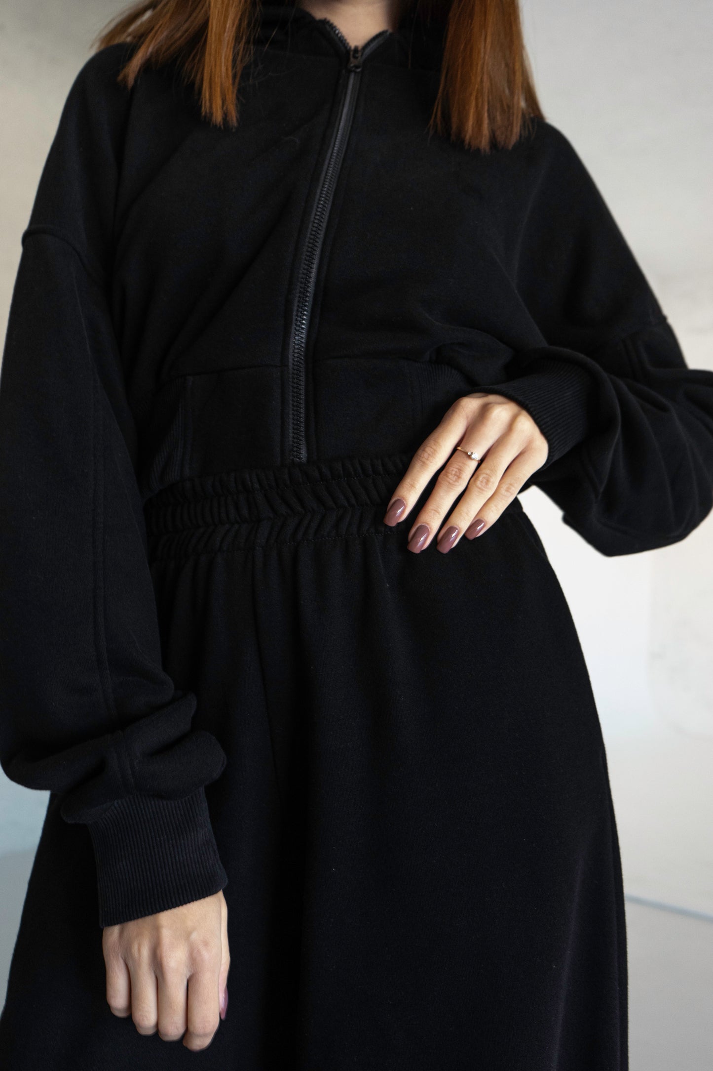Set mit kurzem Zip-Hoodie und Palazzo-Hose